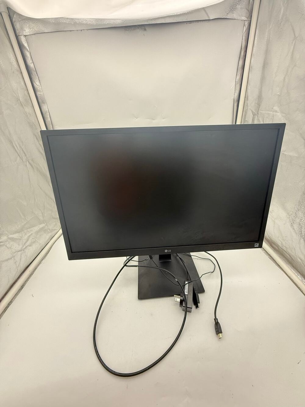 Dell LCD Monitor For Parts Repair w/ Stand